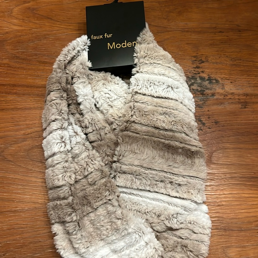 Faux fur infinity scarf  beige and tan